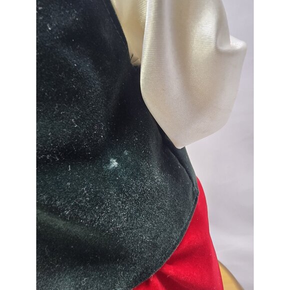 Gemmy Hip Swinging Santa Dances to The Music Of Santa Claus Is Coming To Town - Picture 7 of 16